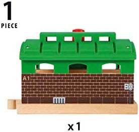 BRIO World Train Garage - Wooden Playset for Kids 3 Years Up
