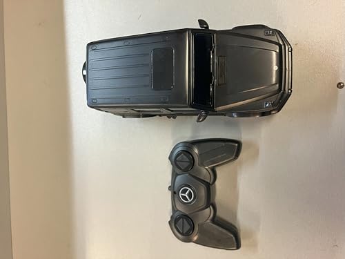 Mercedes Benz G63 AMG RC Car - 1:24 Scale Remote Control Vehicle for Ages 3+ 9