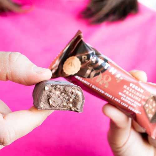 Rhythm 108 Swiss Vegan Hazelnut Praline Bar with Dark Chocolate 15 x 33g 9