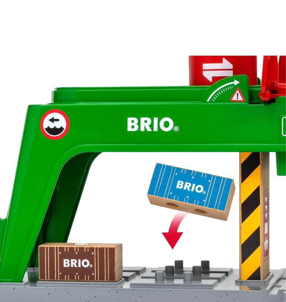 BRIO World Container Crane - Wooden Railway Playset for Kids Age 3+ 3