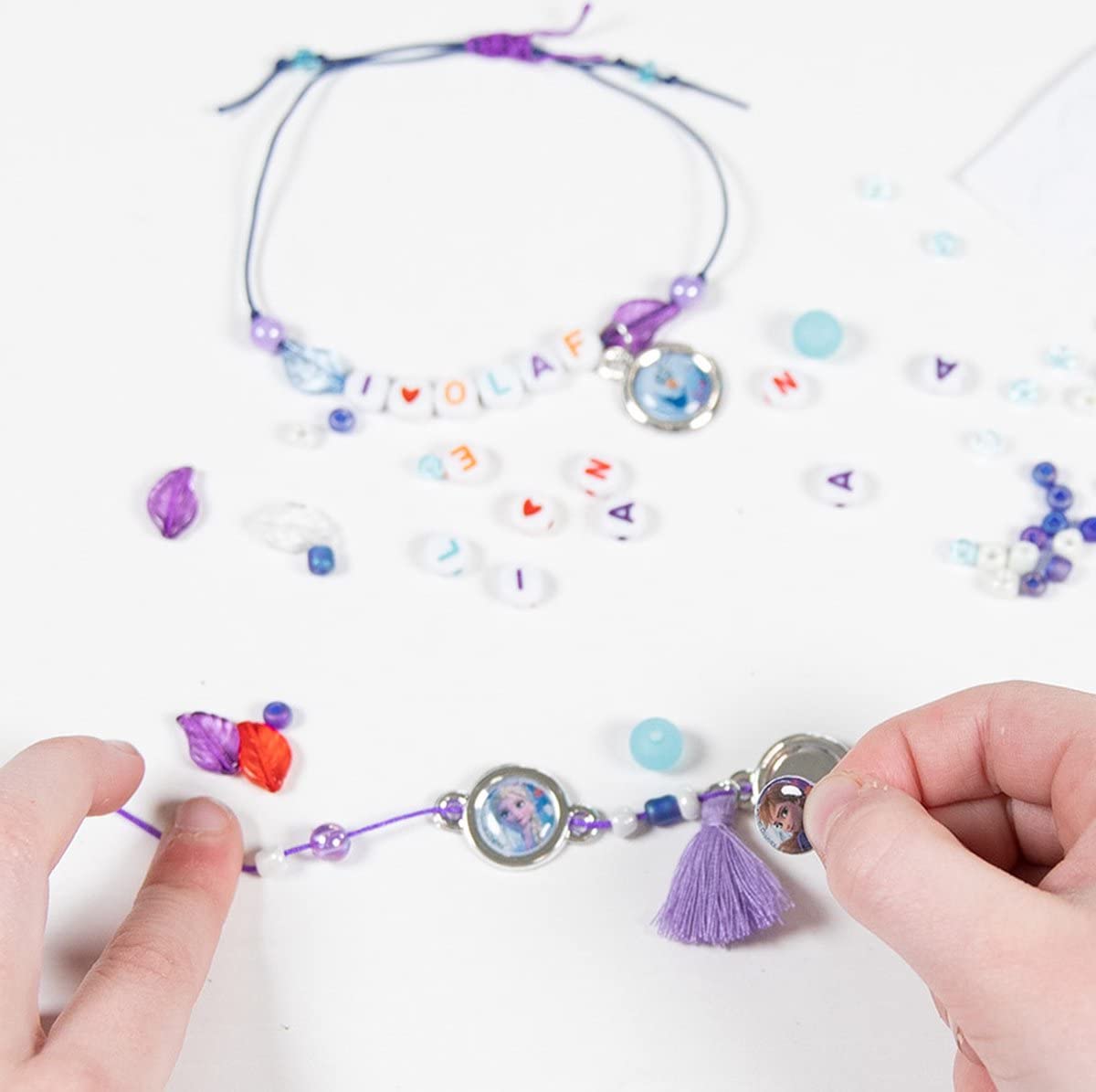 Totum Frozen Letter Bracelet Making Kit | Anna, Elsa & Olaf Motifs | Ages 4+ | 681460 5