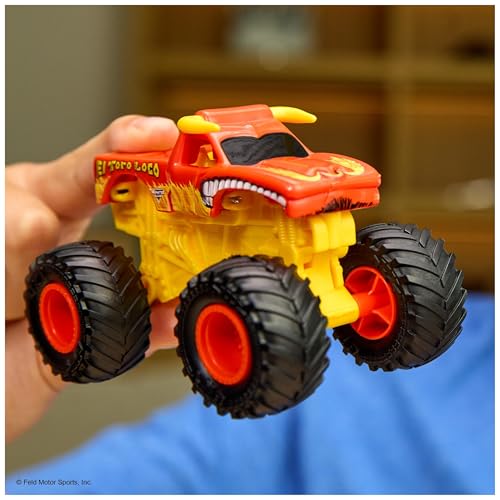 Monster Jam Smash & Bash Megalodon - 1:64 Die-Cast Repairable Monster Truck for Kids 10
