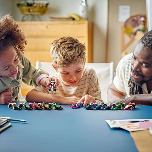 LEGO F1 Rennwagen zum Sammeln – 1 von 12 Mini-Baumodellen mit beweglichen Rädern für Kinder ab 6 Jahren 3