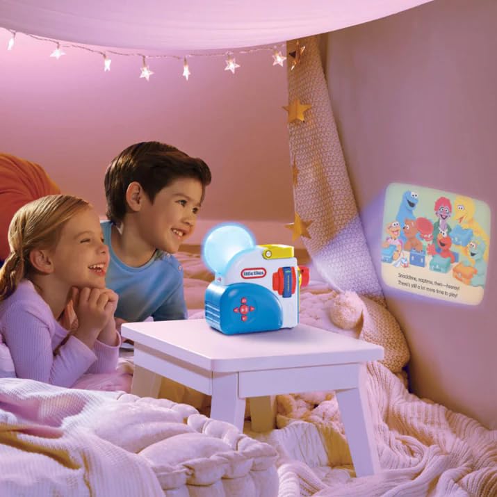 Little Tikes Story Dream Machine – Sesamstraße, Krümelmonster und Freunde – 3 Geschichten und Lichteffekte 3