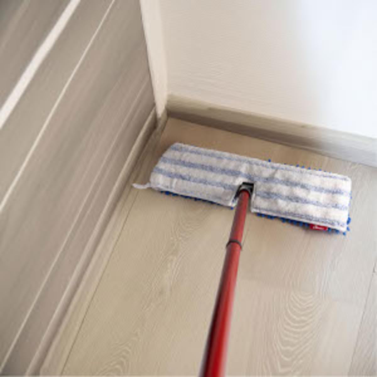 Vileda Pet Pro Microfibre Flip Mop - 2-Sided Wet & Dry Cleaning for All Hard Floors