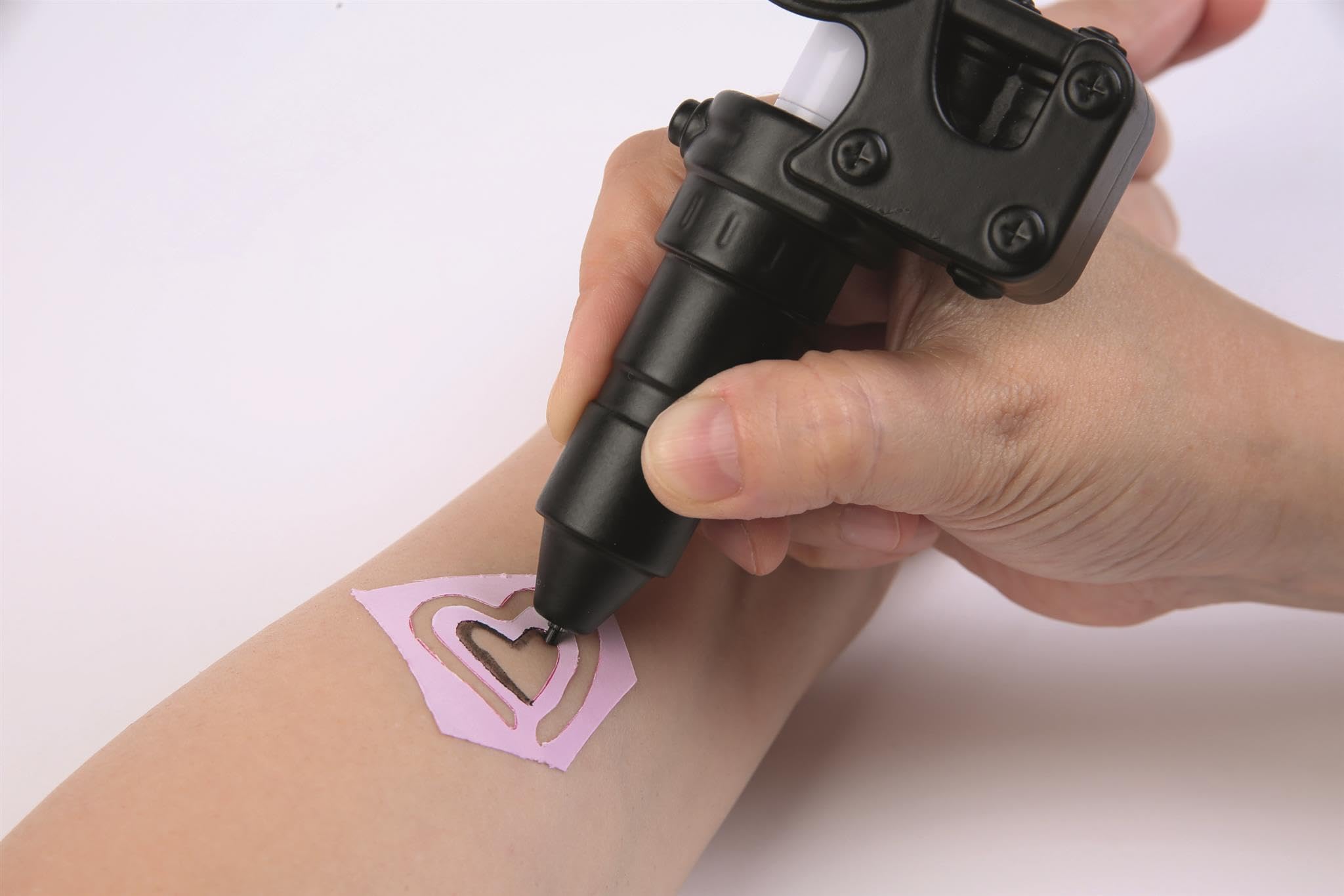 Clementoni Crazy Chic Studio Temporary Tattoo Kit for Kids with Stencils and Body Art Tools 3