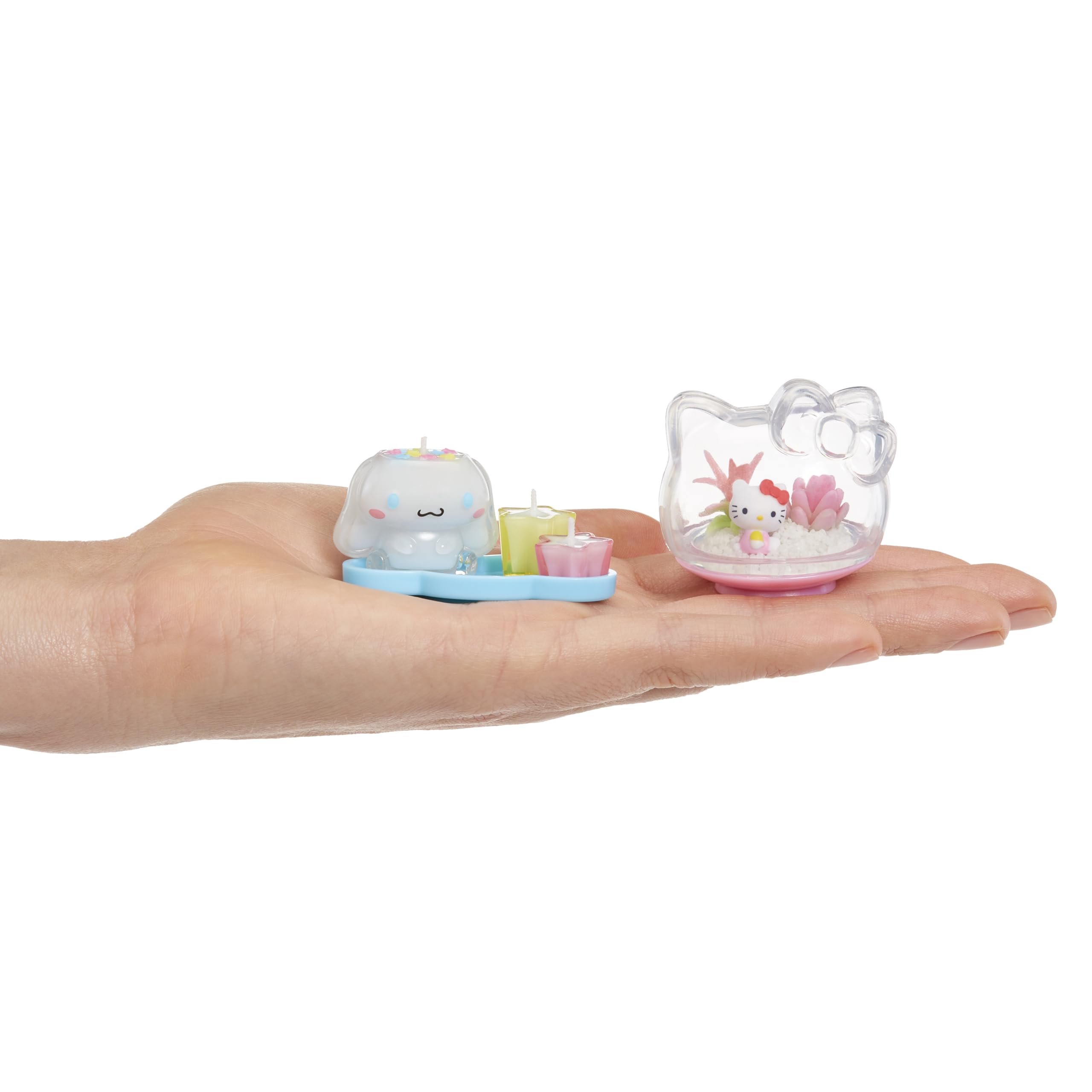 MGA's Miniverse Make It Mini Hello Kitty and Friends Series 2 - DIY Miniature Craft Set with Blind Packaging, 12 to Collect