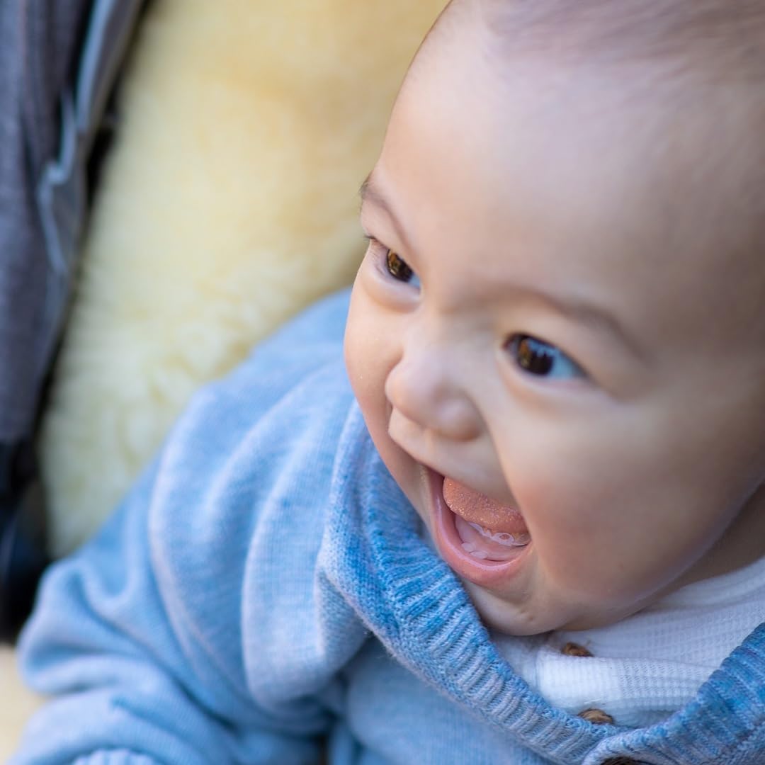 Kiddylicious Crispy Tiddlers Raspberry - Real Fruit Kids Snack 510g