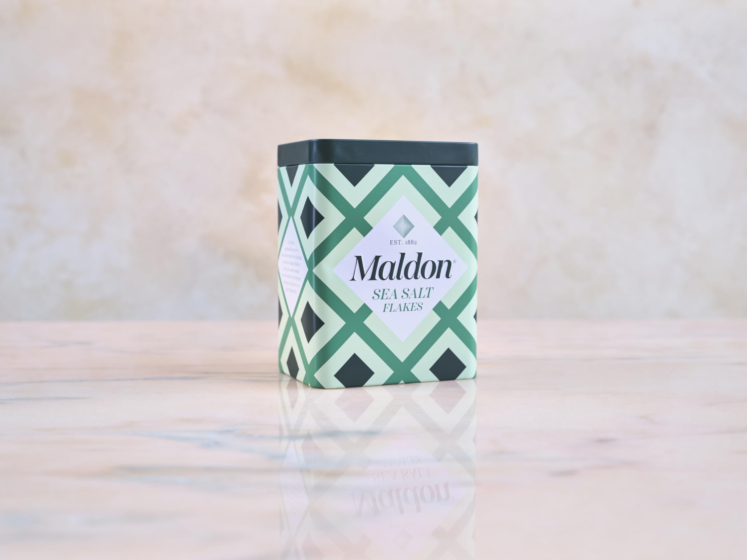 Maldon Sea Salt Gift Tin with Original Sea Salt Flakes | 250g Flake Salt 4