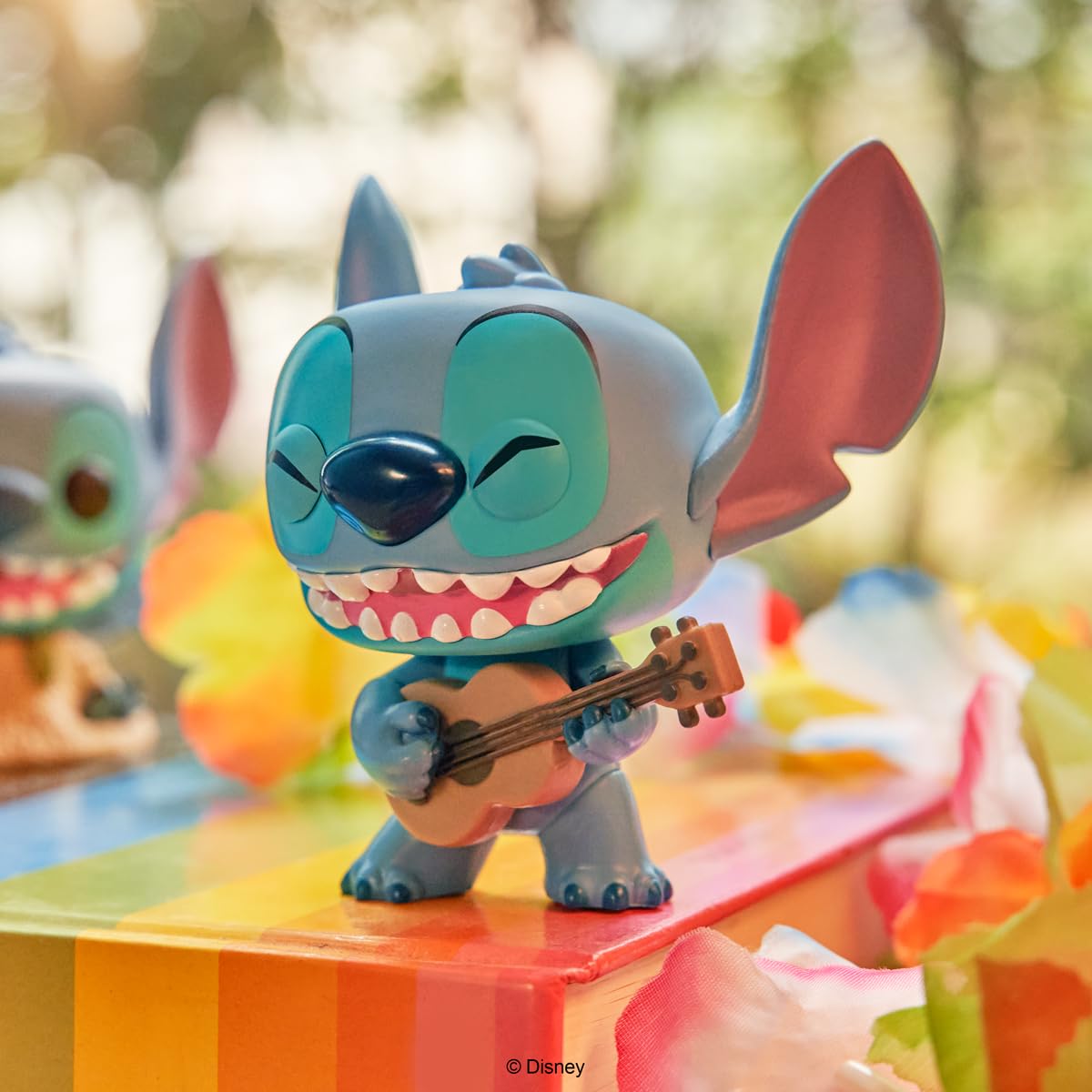 Funko Pop! Disney: Lilo & Stitch - Stitch with Ukulele Vinyl Figure 8