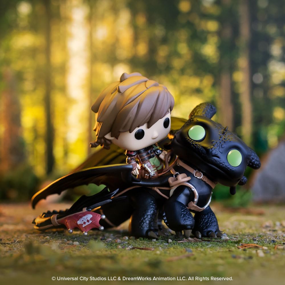 Funko Pop! Rides Deluxe: How to Train Your Dragon - Hiccup with Toothless Vinyl Figure 9