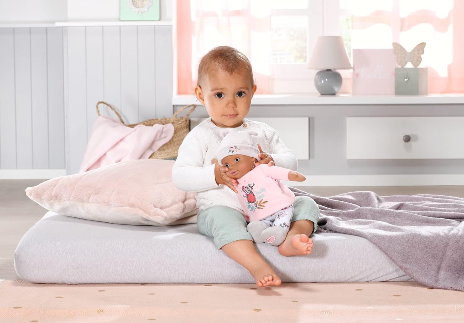 Baby Annabell Sweetie For Babies 706435 - 30cm Doll with Soft Fabric Body & Rattle 15