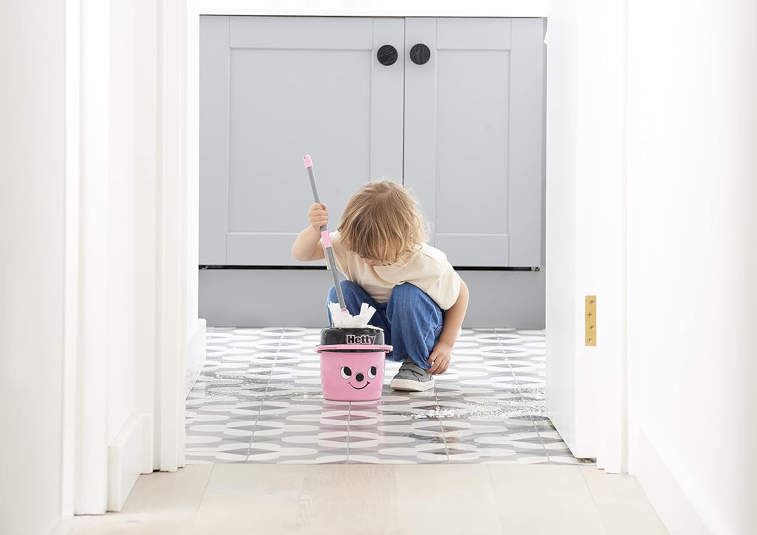 Casdon Hetty Mop & Bucket - Pretend Play Cleaning Set for Kids 3+ 3