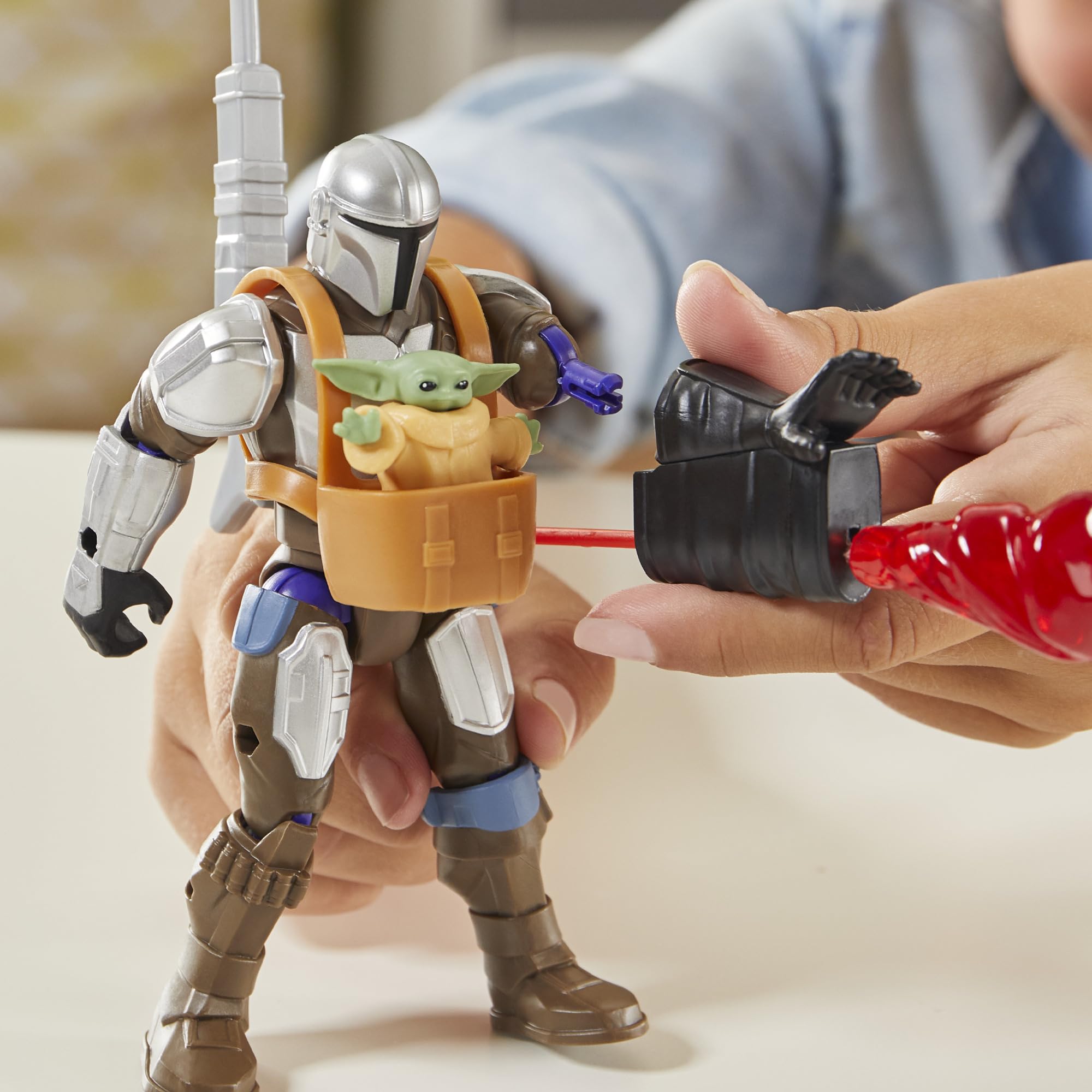 Star Wars MixMashers The Mandalorian and Grogu Action Figure Set - Mix-and-Match Play for Kids 3
