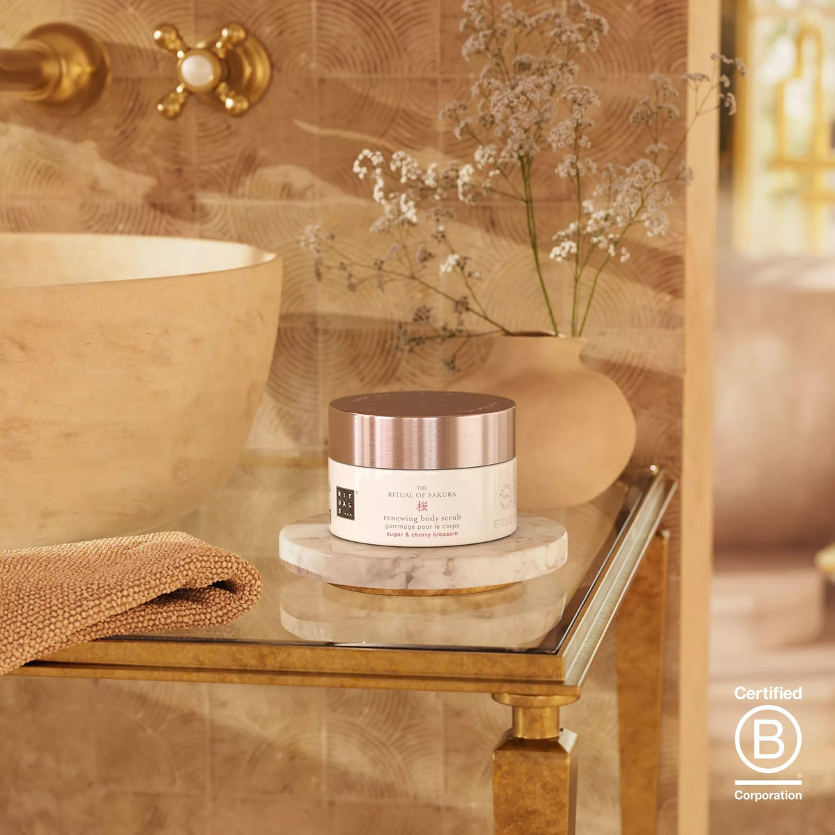 RITUALS Sakura Renewing Body Scrub - Nourishes Dry Skin | 250g | Aromatherapy