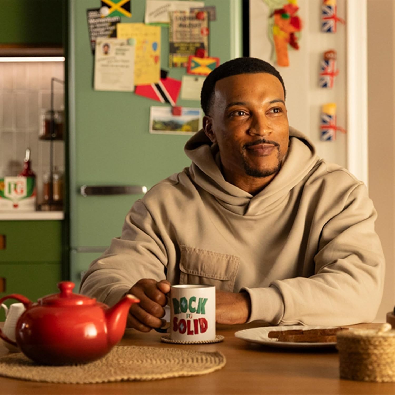 PG Tips - Original Black Tea Bags Bulk, Individually Wrapped, Plant-Based Biodegradable, 200 Envelopes 7