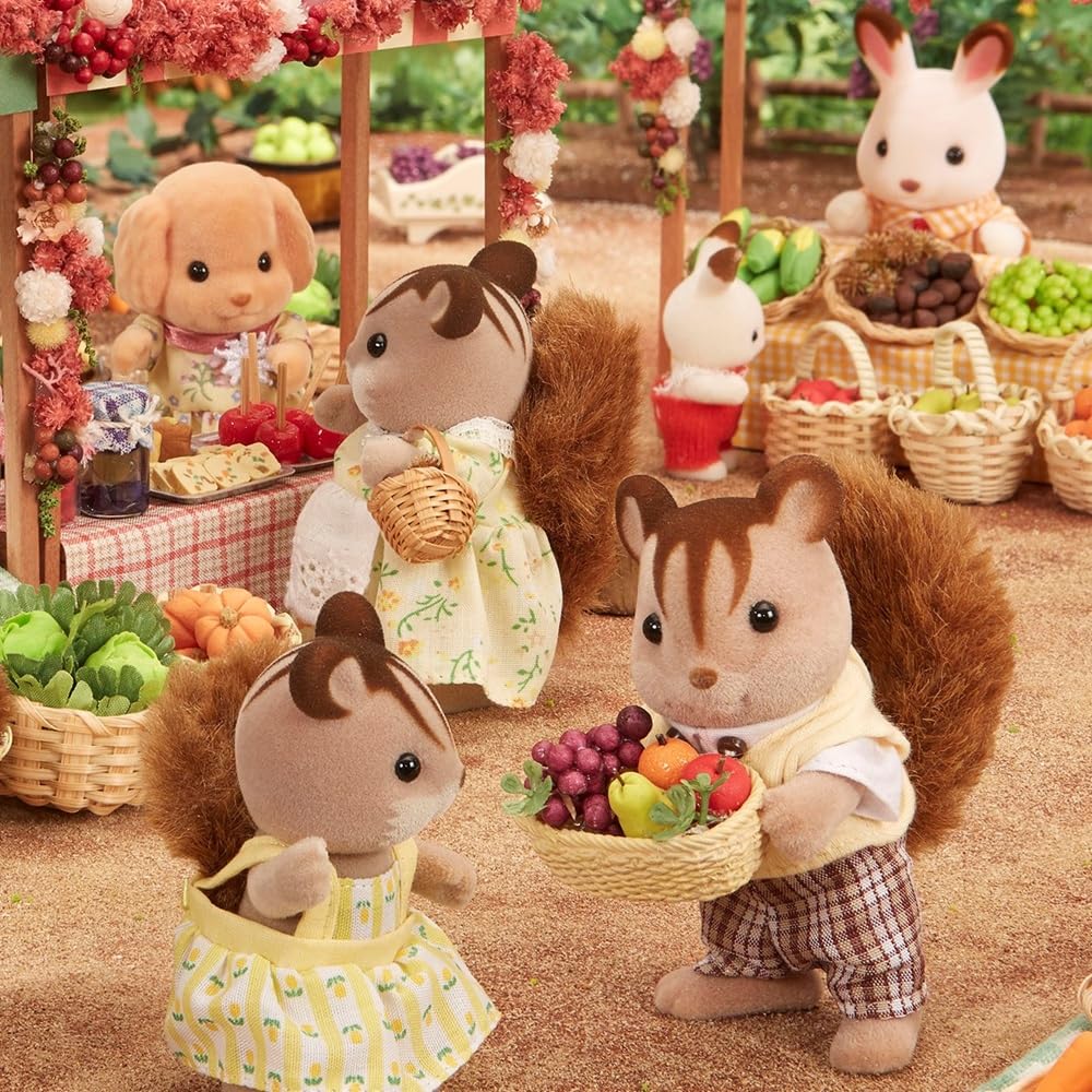 Sylvanian Families - Walnut Squirrel Family Playset for Ages 3-10 9