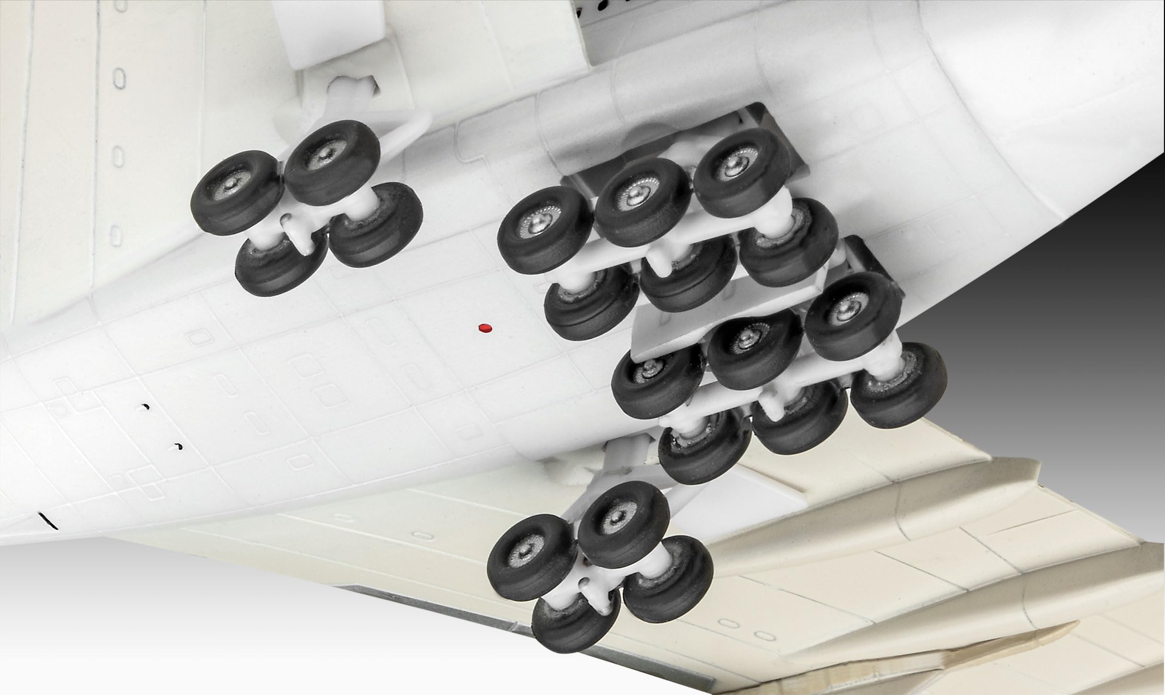 Revell 03808 Airbus A380-800 Model Kit - 1:288 Scale Plastic Aircraft Building Kit for Ages 10+ 11