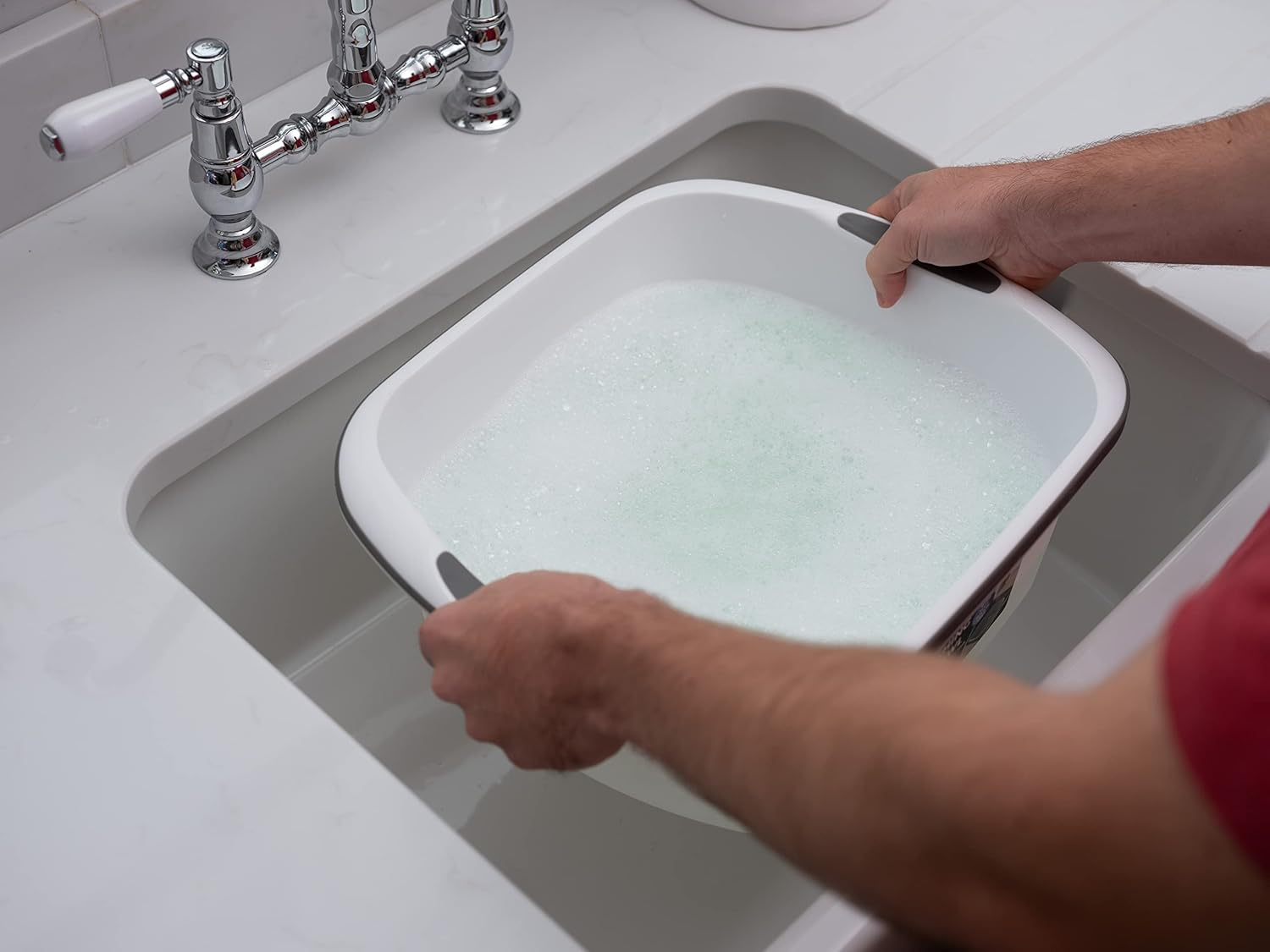 Addis - Premium Soft Grip Large Rectangular Washing Up Bowl, 9.5L, White & Grey 4