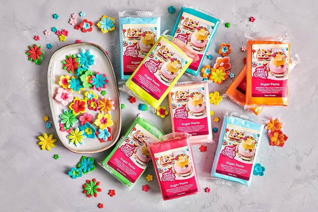 FunCakes - Forest Green Sugar Paste 270g, Soft & Flexible Fondant with Vanilla Flavour 3