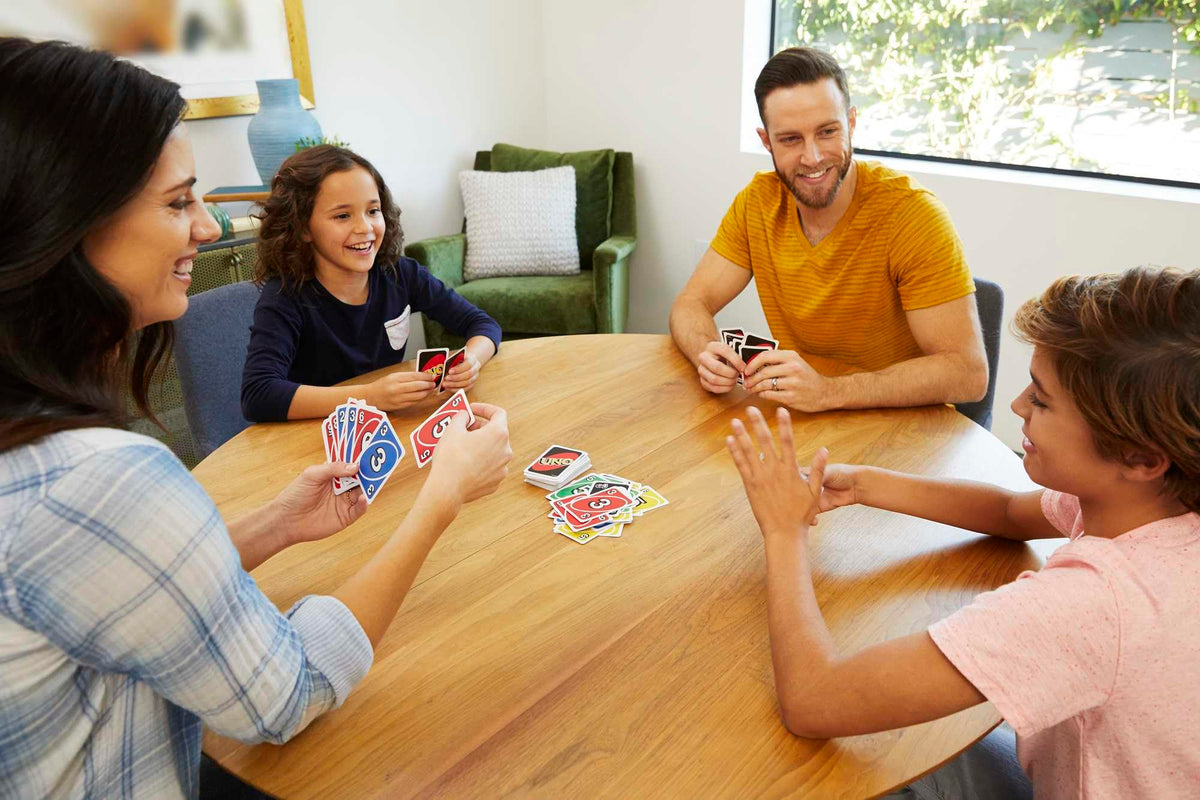 UNO Card Game - Classic Colors & Numbers | Special Action Cards | Ages 7+ 3