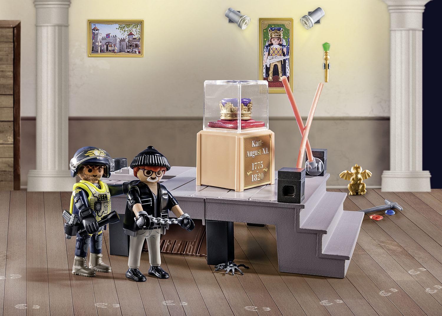 PLAYMOBIL 71347 Advent Calendar - Police Museum Theft, 24-Day Christmas Countdown Toy for Kids Ages 4+ 3