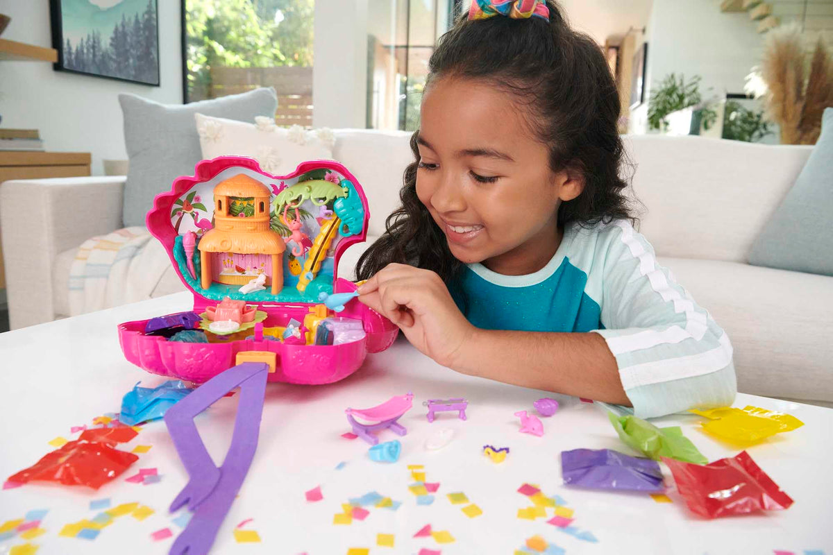 Polly Pocket Flamingo Party Large Compact Playset - 26 Surprises | Ages 4+
