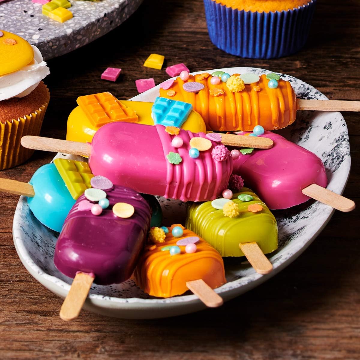 FunCakes Deco Melts Weiß – Backschmelzen zum Eintauchen, Tropfen, Beträufeln und Dekorieren 7