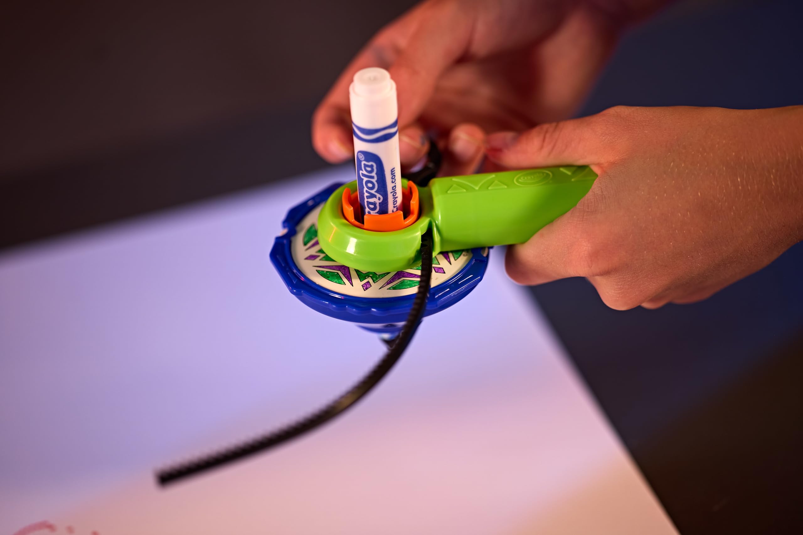 CRAYOLA Colourwhirls - Rip 'Em and Spin 'Em to Create Unique Art! | Ages 6+ 3