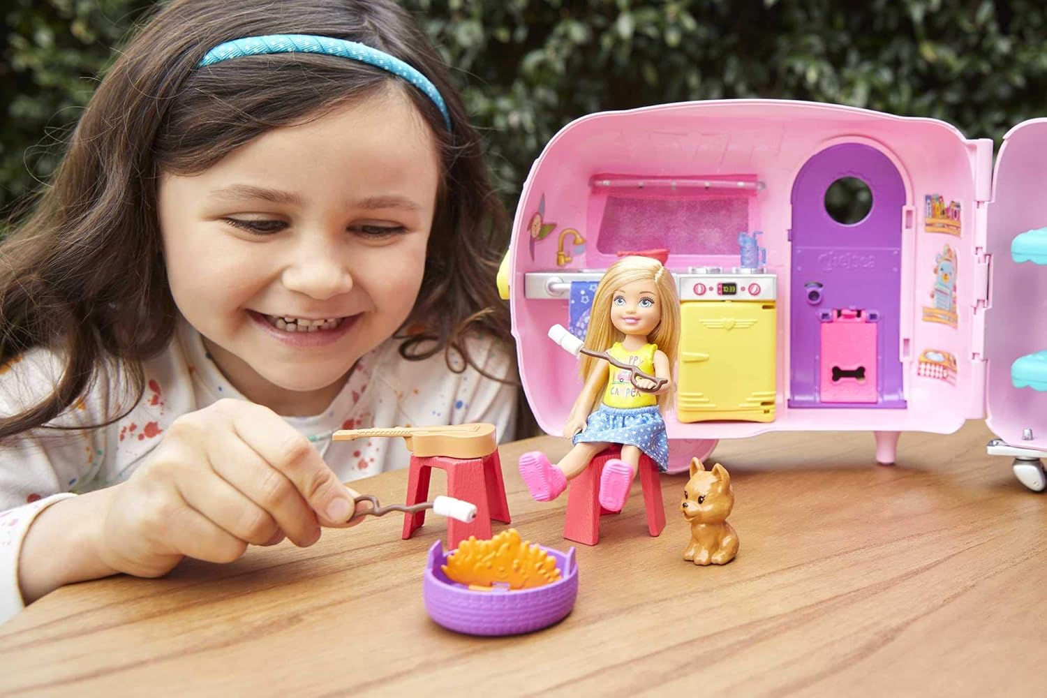 Barbie Club Chelsea Camper Playset - Vehicle, Doll, Puppy & 10 Accessories for Ages 3+ 5