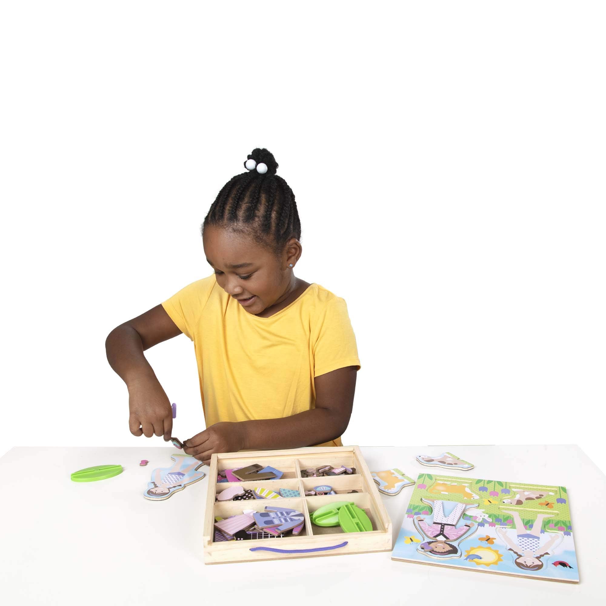Melissa & Doug Best Friends Magnetic Dress-Up Doll Set - 78-Piece Wooden Playset for Kids Age 3+ 4