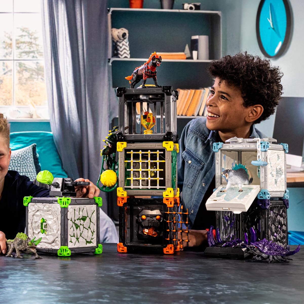 Schleich Eldrador Creatures BattleCave Stone Chameleon Playset - Ages 7-15 8