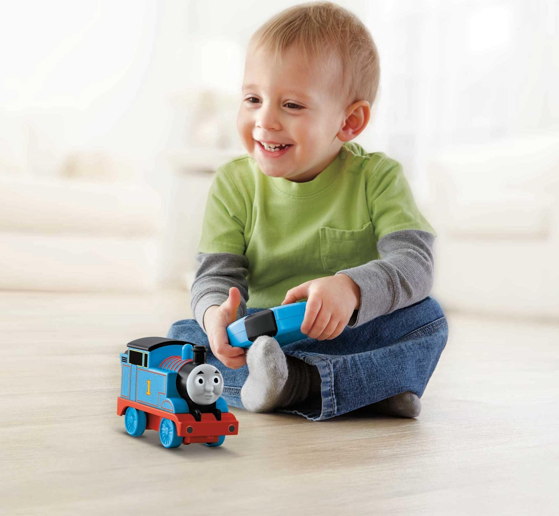 Fisher-Price My First Thomas & Friends R/C Thomas - Remote-Controlled Train Engine for Toddlers 18M+ 6