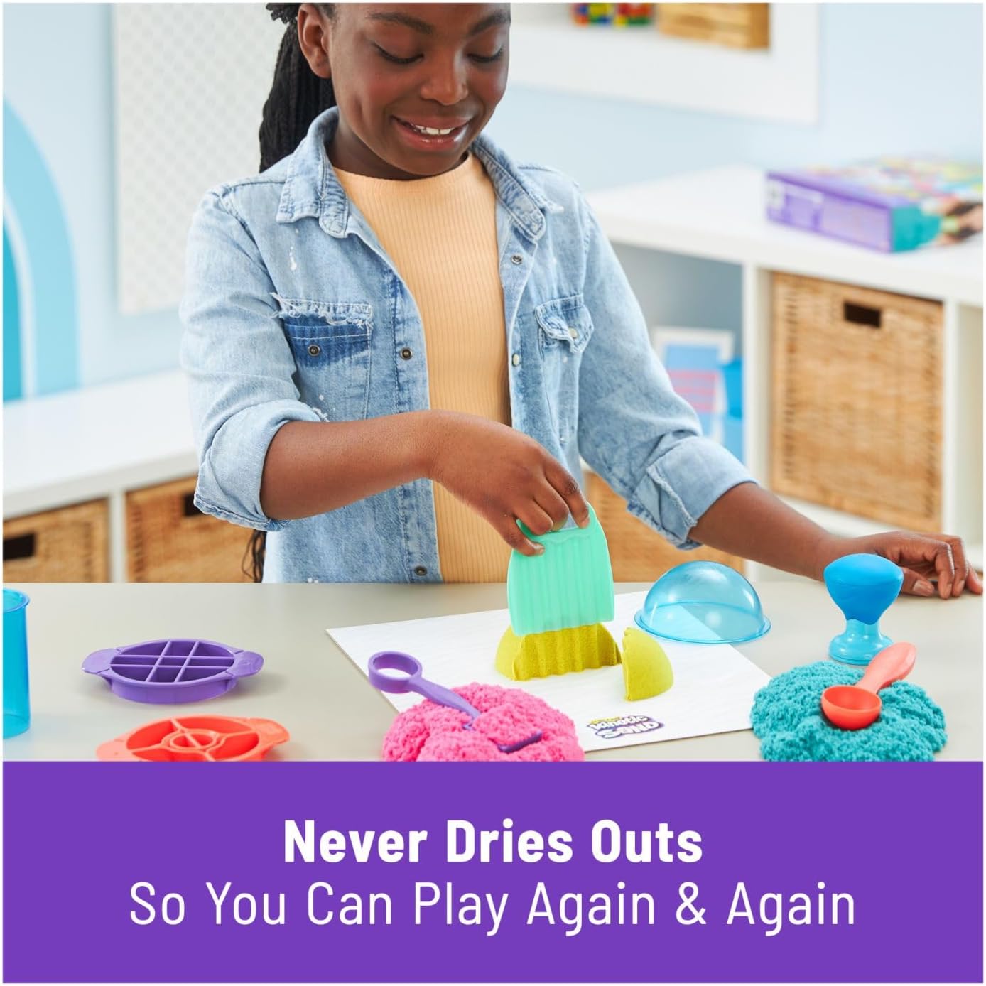 Kinetic Sand Ultimate Sandisfying Set - 2lb Colored Sand with 10 Tools, Ages 3+ 9