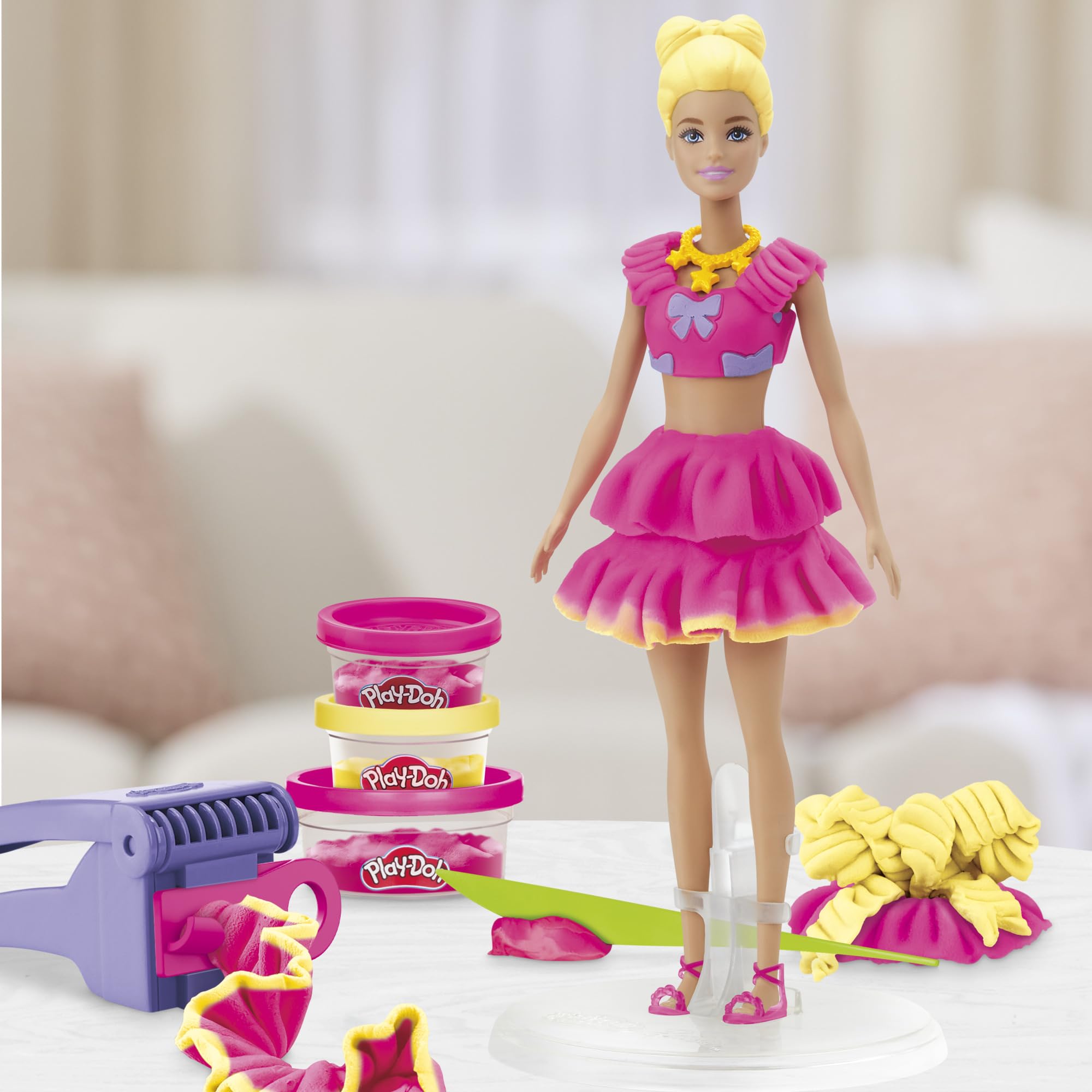 Play-Doh Barbie Ruffles and Bows Doll Set - Fashion Design Kit for Ages 5+ 6