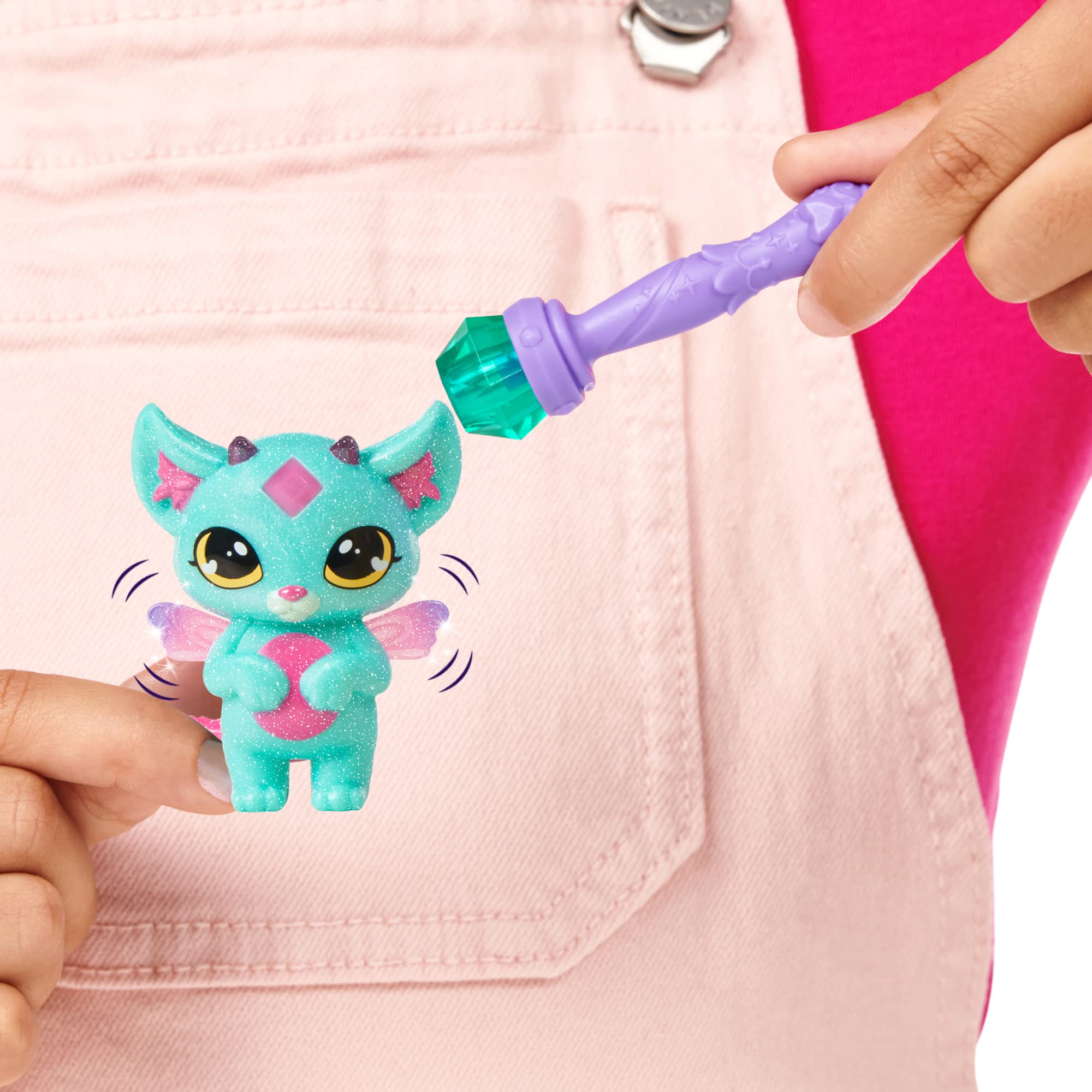 Magic Mixies Mixlings Sparkle Magic Mega 4 Pack with Mystery Mixling, 3 Magic Wands, and Cauldron for Kids