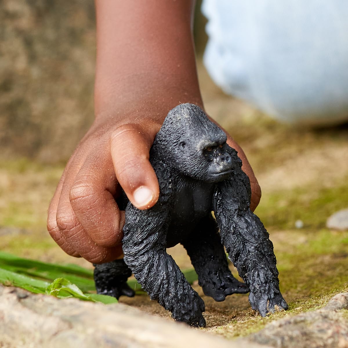 SCHLEICH Male Gorilla Figure - Wildlife Animal Toy for Kids 36 Months+ 4