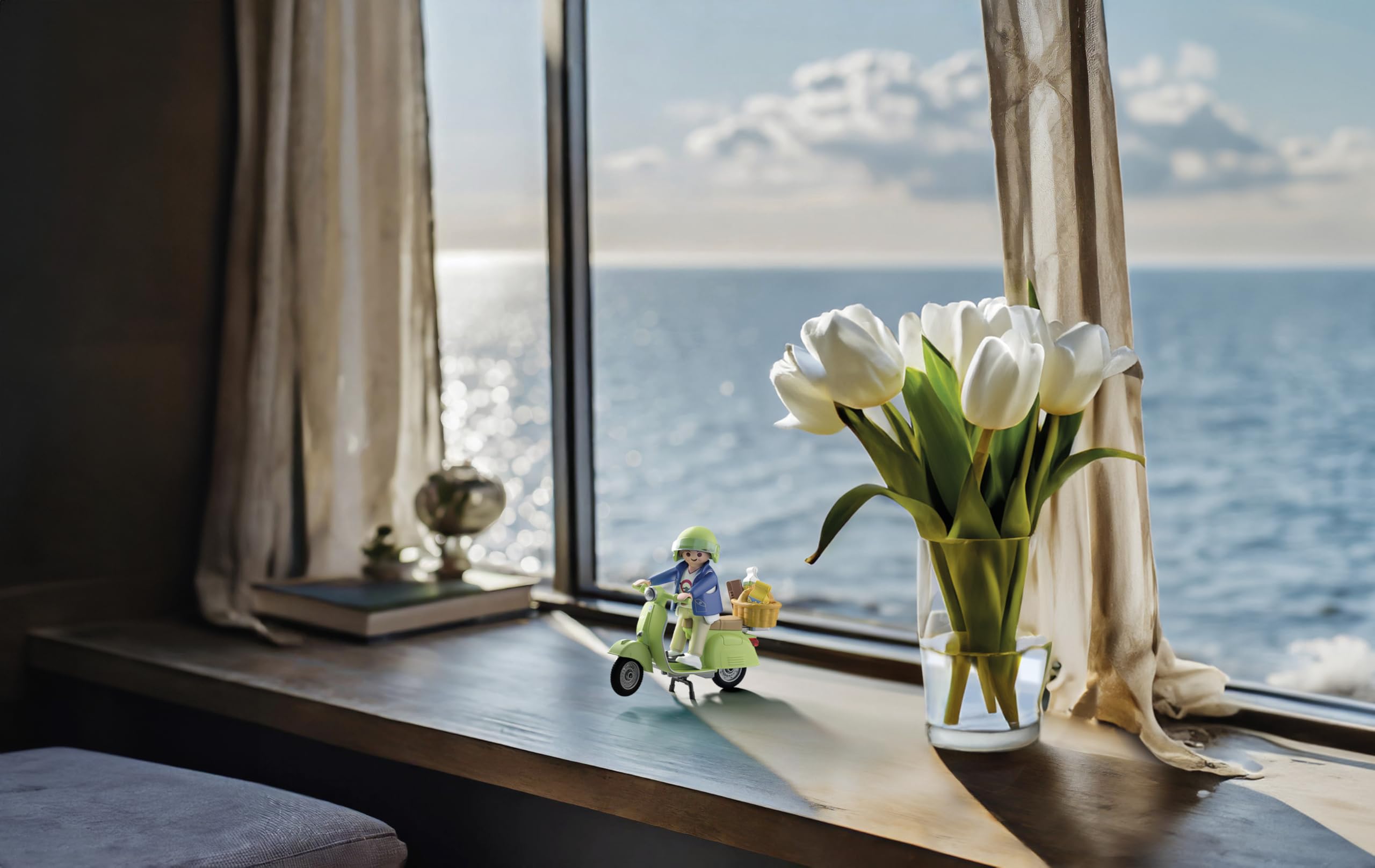 Playmobil 1969 Vespa 150 Sprint Veloce Light Green Vintage Scooter Set