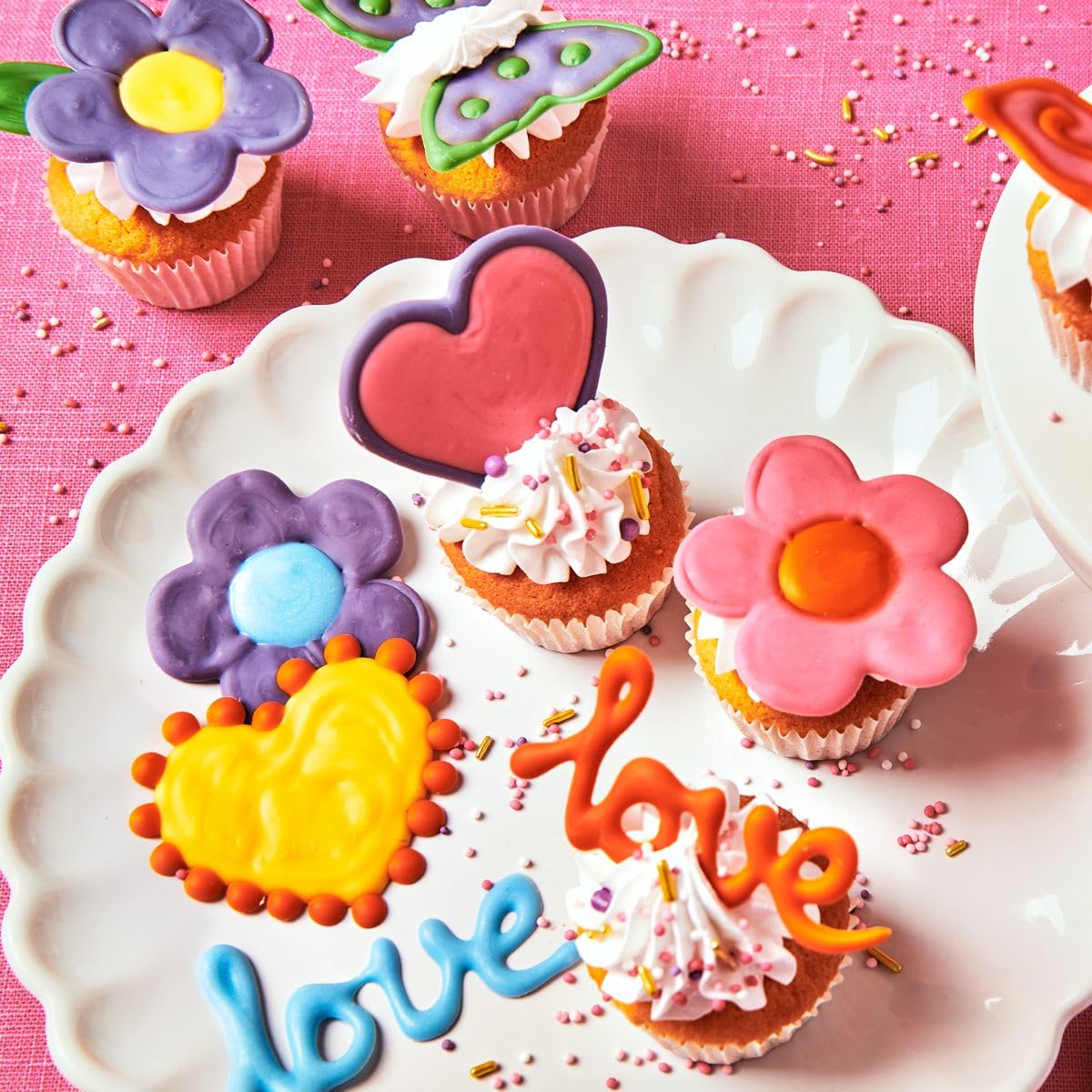 FunCakes Choco Writer Dark Chocolate 25g - Chocolate Decorating Pen for Cakes, Cupcakes, Cookies 4