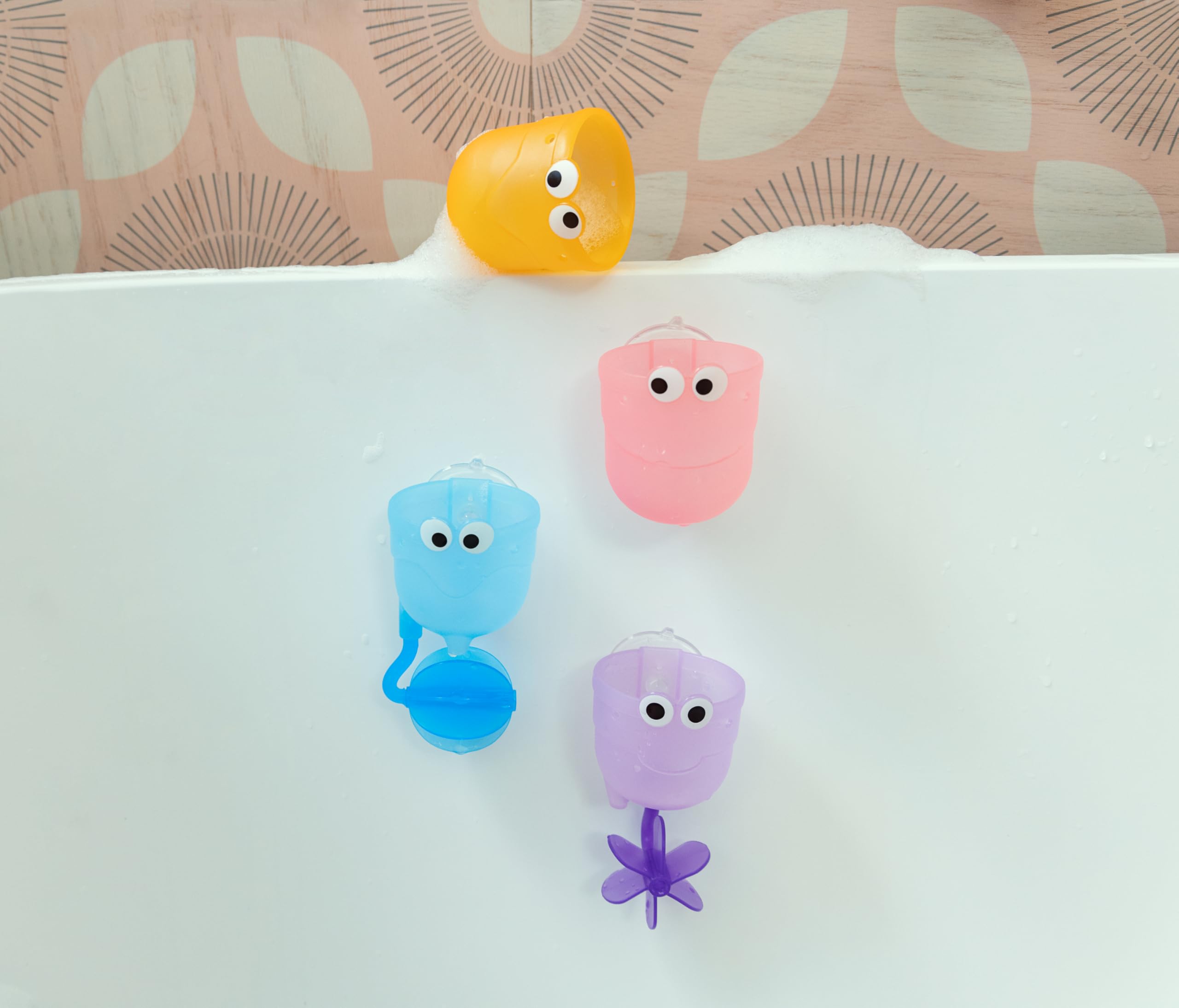 Munchkin Falls Bath Toy with Suction Cups - Interactive Water Playset for Toddlers 7