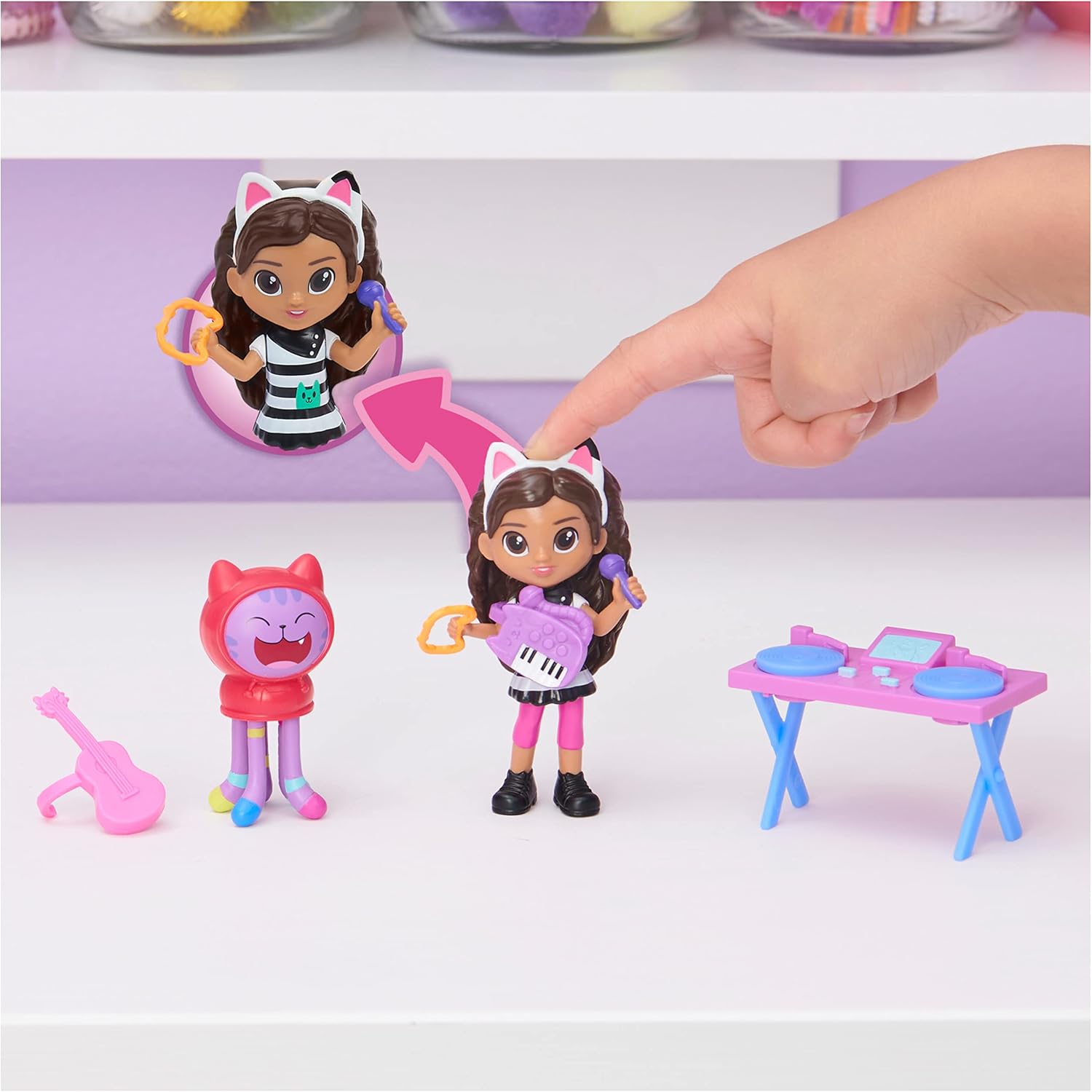 Gabby’s Dollhouse Kitty Karaoke Set - Musical Playset with Action Figures & Surprise Accessory for Kids 6