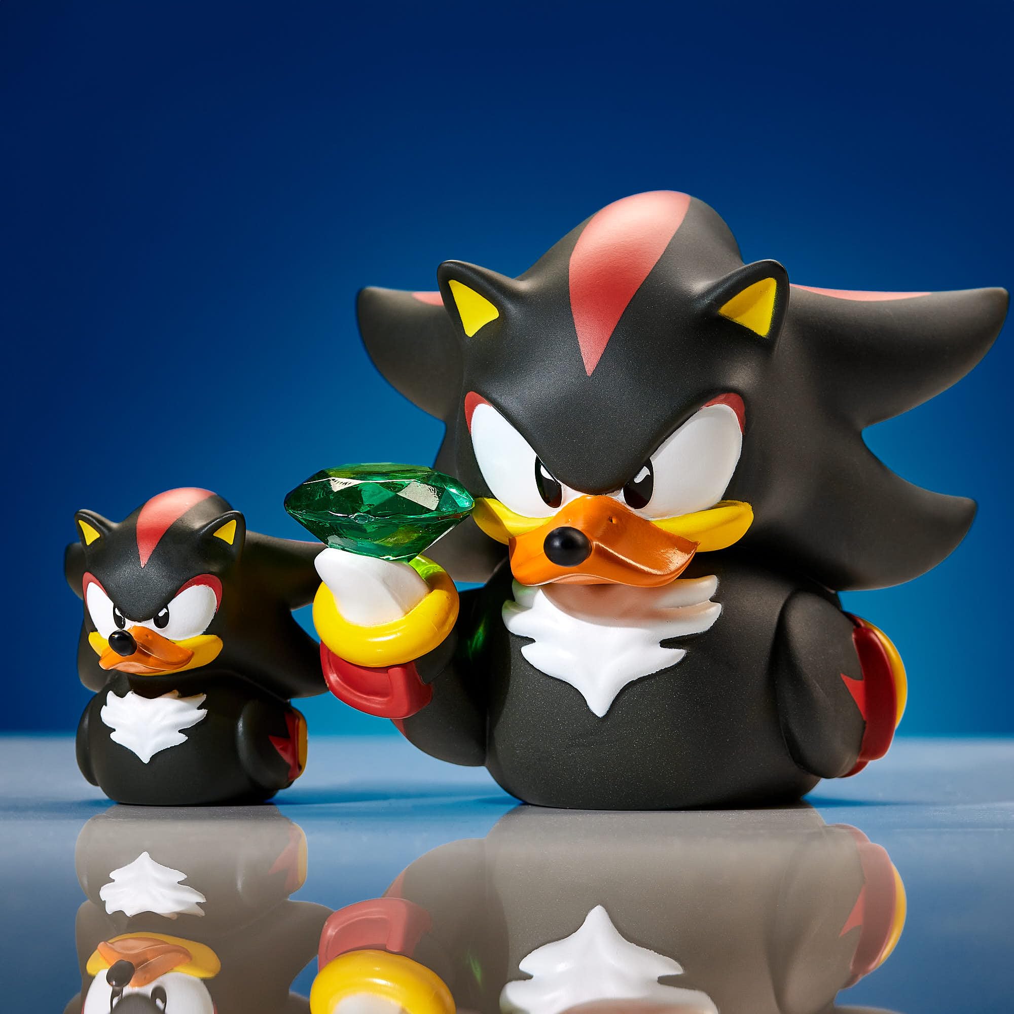 Sonic the Hedgehog - Mini Shadow Collectible Vinyl Rubber Duck Figure by TUBBZ 12