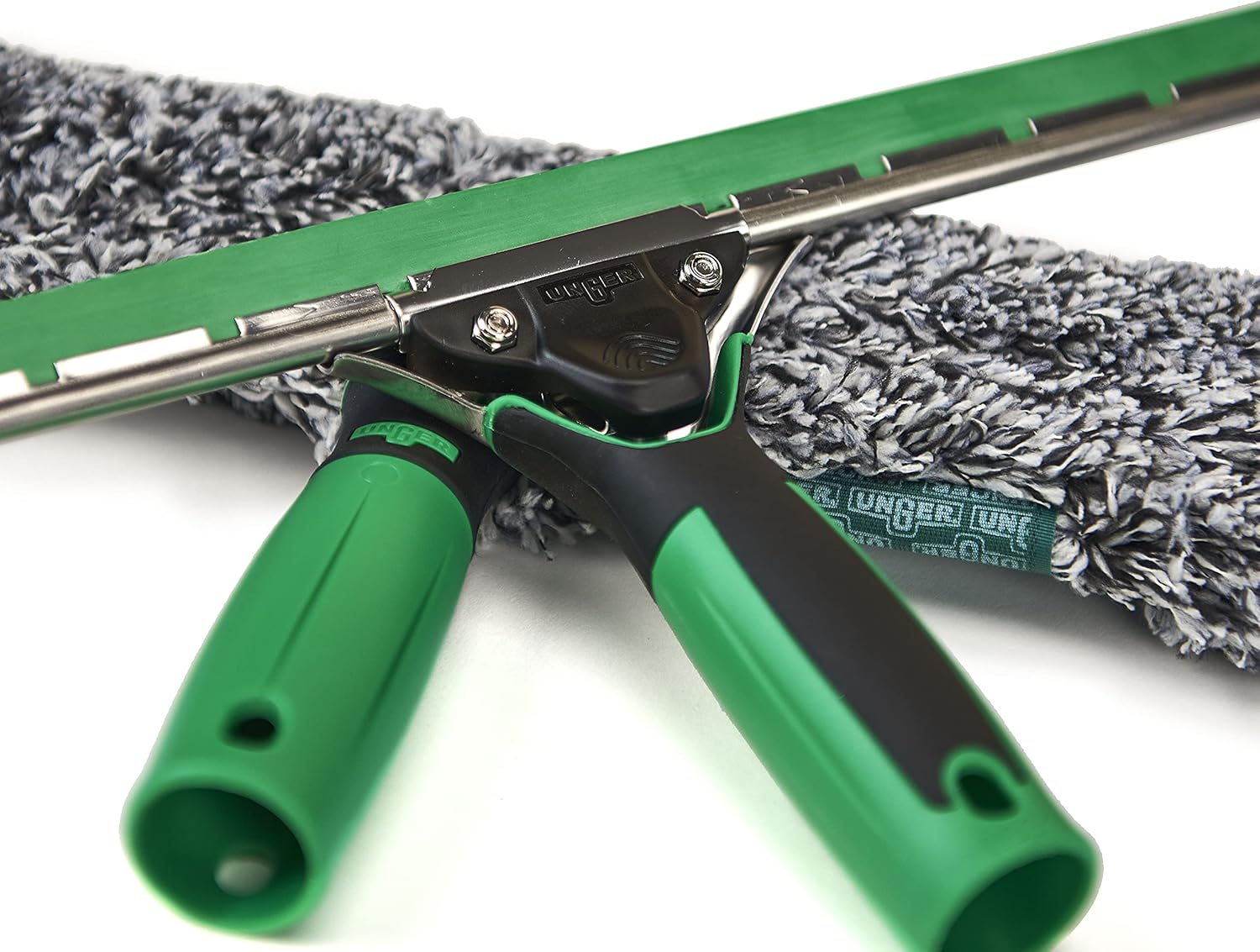 Unger AK013 Fensterreinigungsset 3-in-1 Starterset mit Abzieher, Mikrofaserwascher &amp; Eimer 4