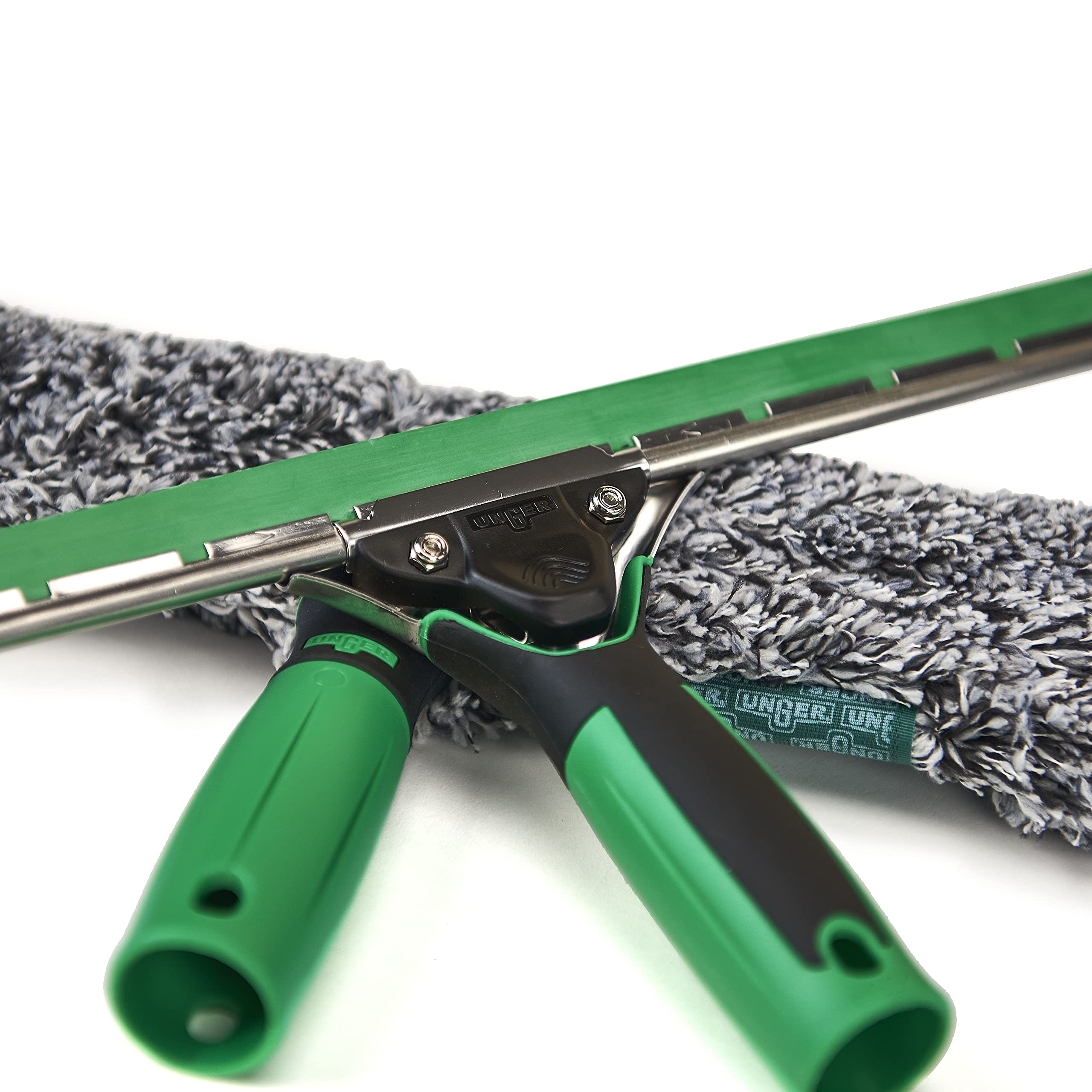 Unger AK013 Fensterreinigungsset 3-in-1 Starterset mit Abzieher, Mikrofaserwascher &amp; Eimer 10