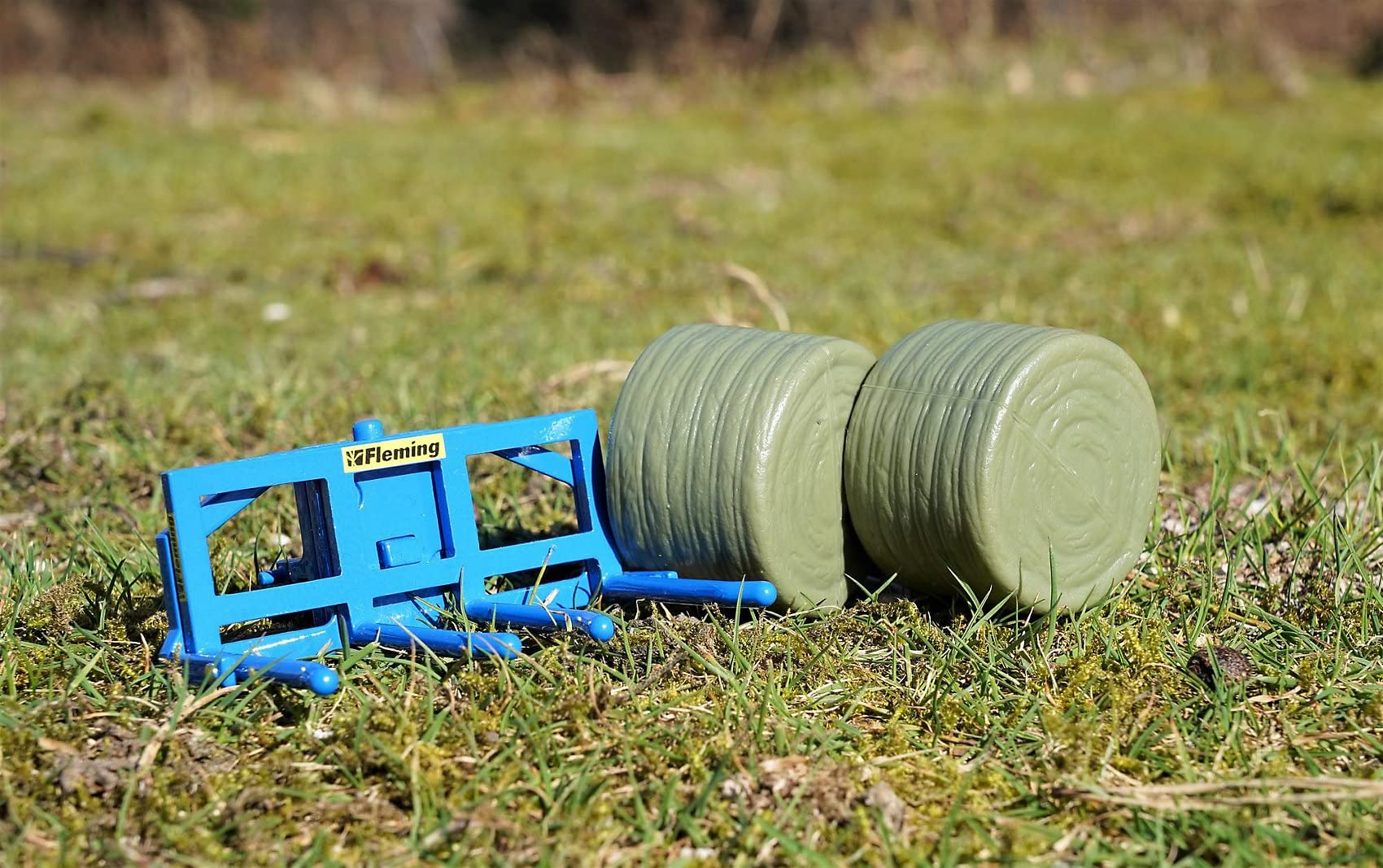 Britains 1:32 Fleming Bale Lifter - Farm Toy Accessory for Tractors & Playsets 5