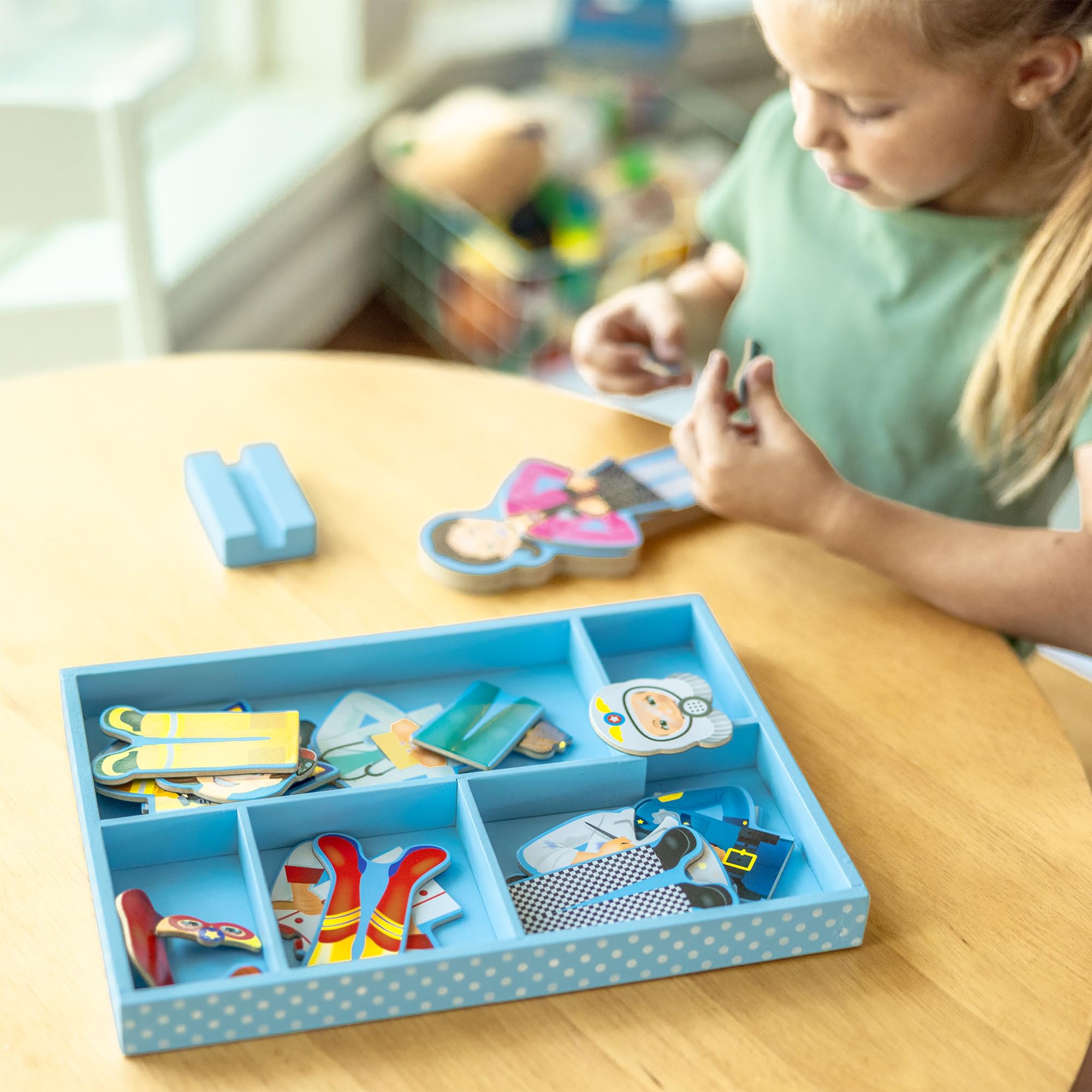 Melissa & Doug Magnetic Dress-Up Doll Set Julia - 24 Magnetic Pieces | Ages 3+ 6