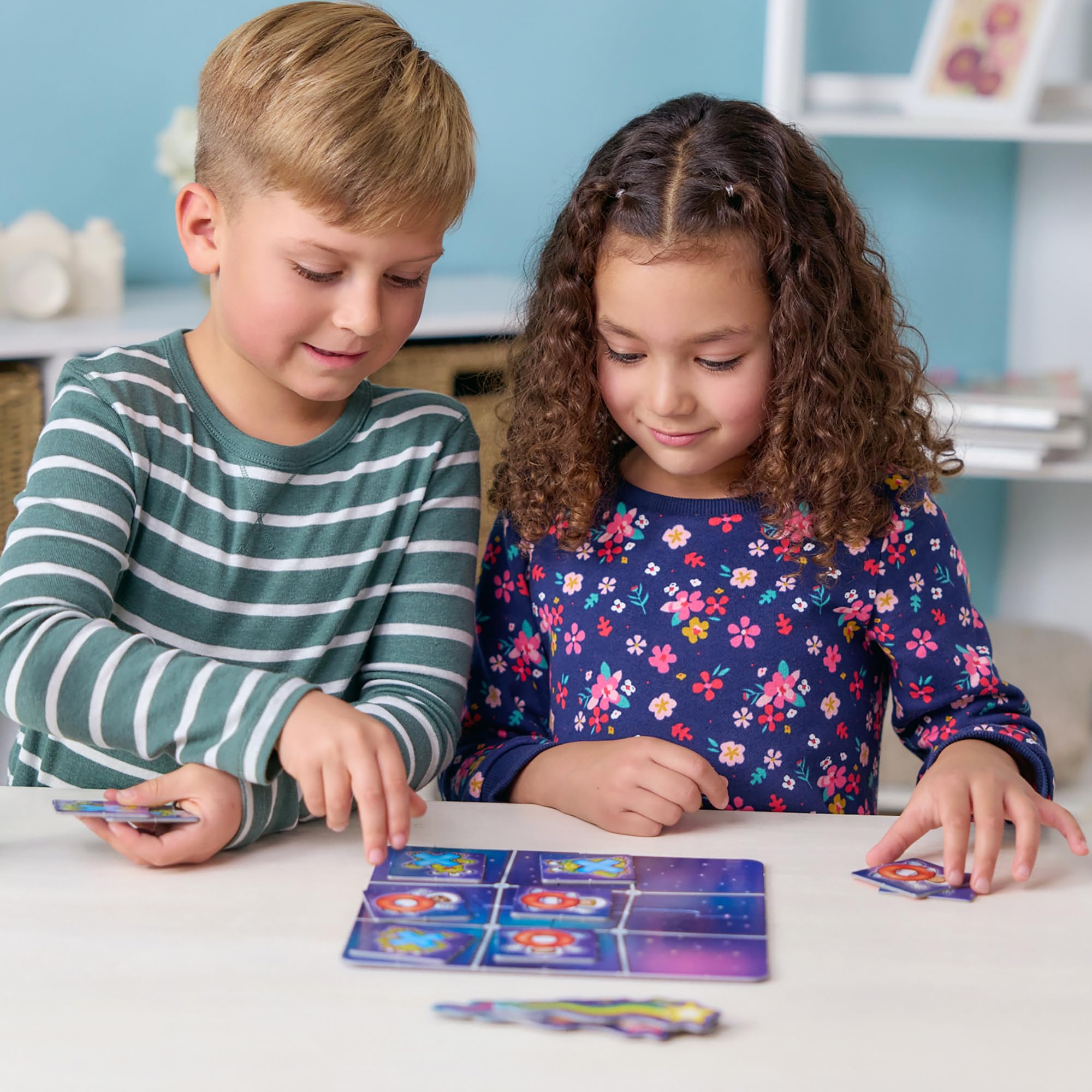 Orchard Toys Astronauten und Kreuze Mini-Reisespiel 4