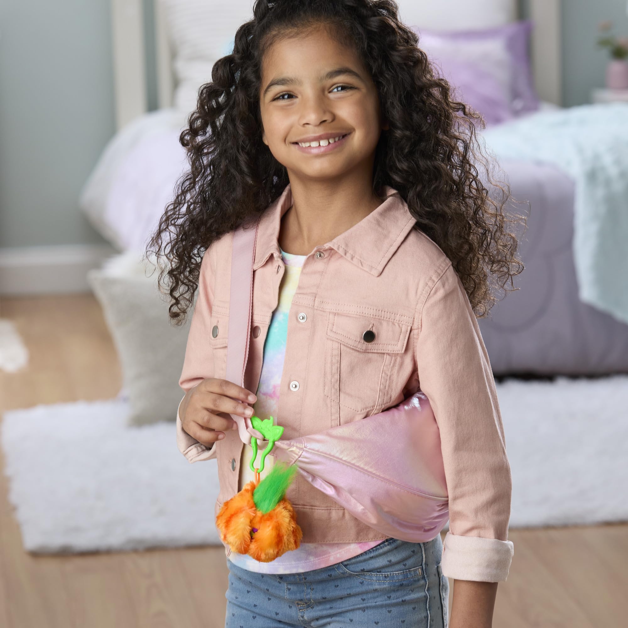 Furby Boo-Kin Mini Interactive Plush Toy with 45+ Sounds & Spooky Autumn Tunes 5