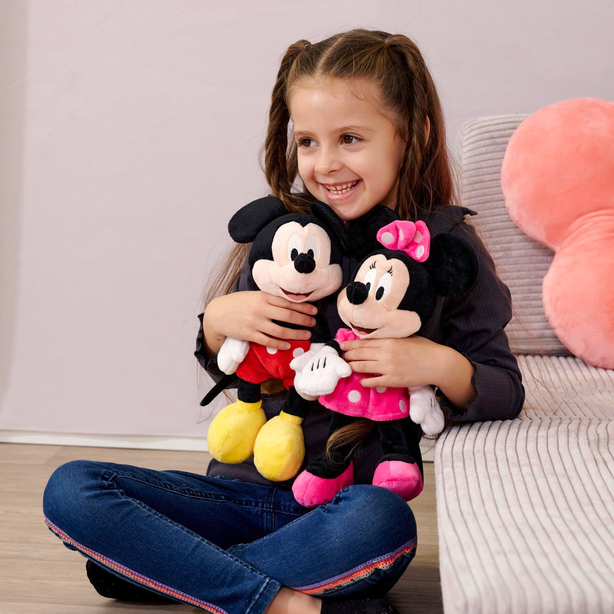 Simba Mickey Mouse 25 cm Plush Toy - Soft Cuddly Fabric | Unisex Children 6