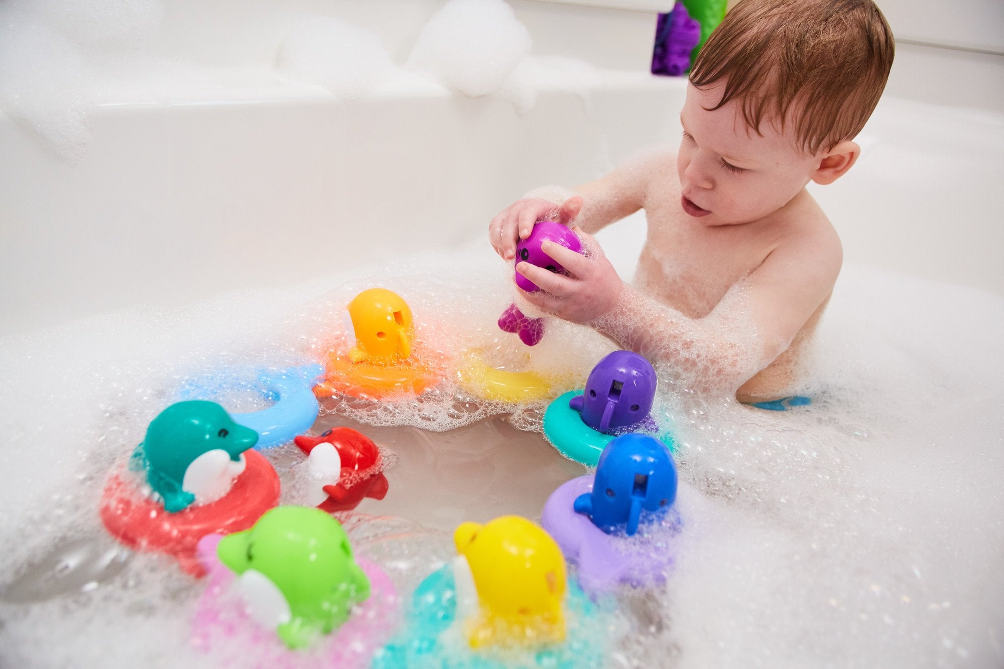 Tomy Toomies Do Re Mi Dolphins - Musical Bath Toy for Toddlers 3